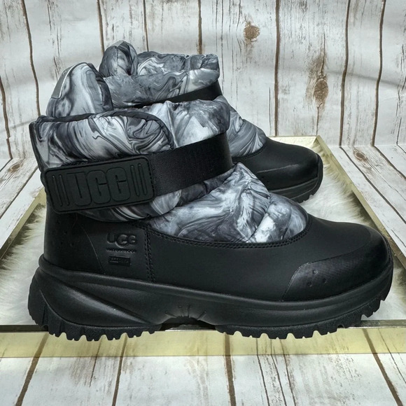 UGG Waterproof Yose Puff Marble Drytech Uggplush Boots - Picture 1 of 15
